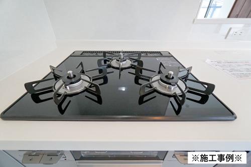 システムキッチン 三口ガスコンロ